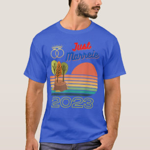 Just Married 2023 for newlywed bride and groom cou T-Shirt