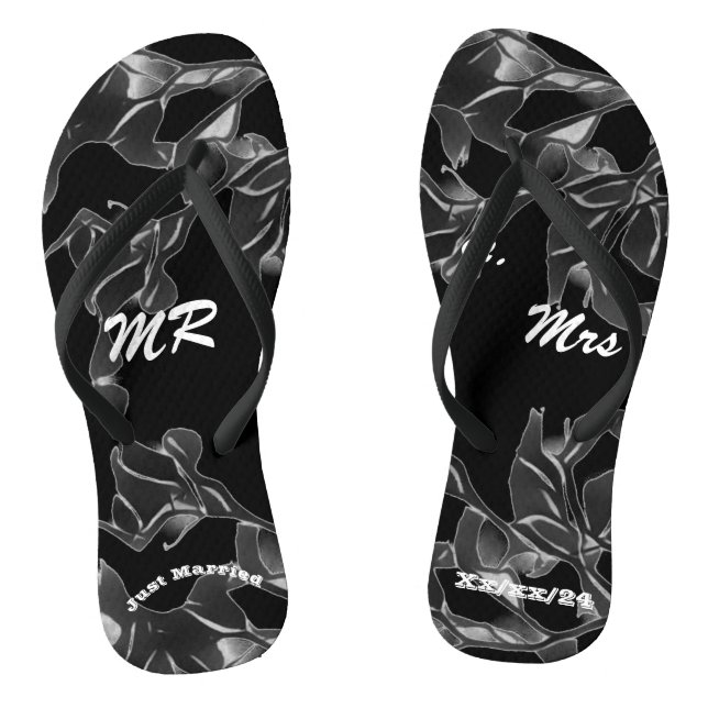 Just Married Black  Var  Thongs (Footbed)