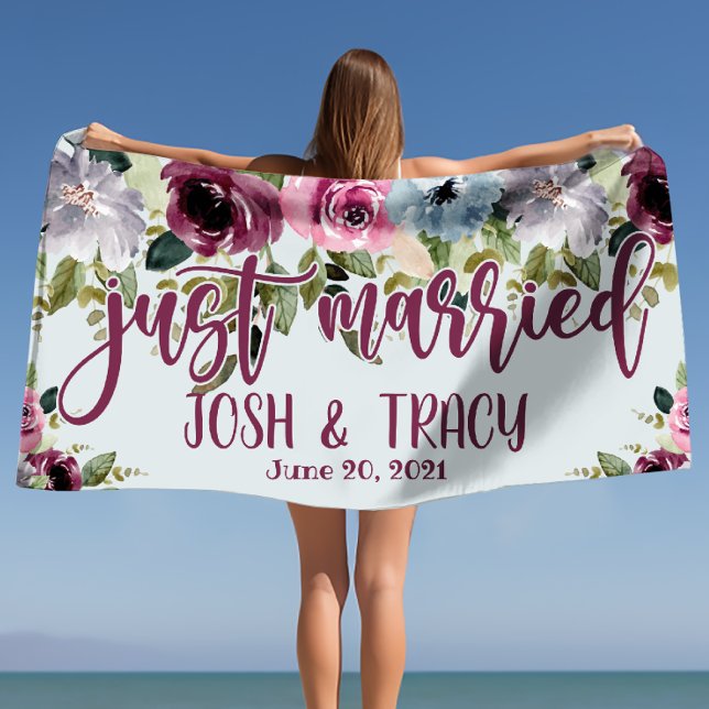 Just Married Bride and Groom Custom Wedding  Beach Towel (Just Married Bride and Groom Custom Wedding Beach Towel)