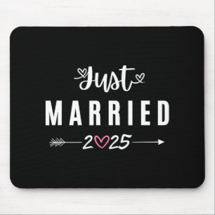 Just Married Est 2025 Honeymoon Wedding Couples An Mouse Pad