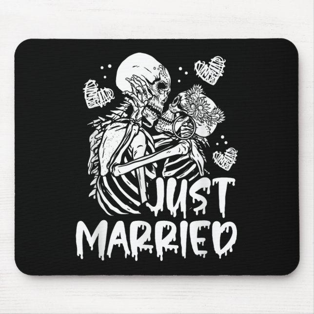Just Married Halloween Skeleton Bride And Groom We Mouse Pad (Front)