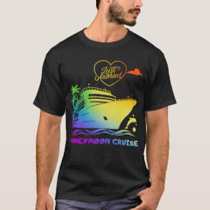 Just Married Honeymoon Cruise Couple Wedding T-Shirt