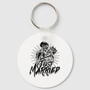 Just Married- Spooky Halloween Bride And Groom Cou Key Ring