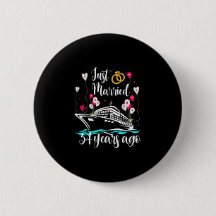 Just Married &#; Years Ago &#; th Anniversary Cru 6 Cm Round Badge