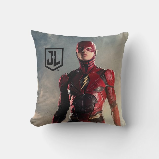 Justice League | The Flash On Battlefield Cushion (Front)