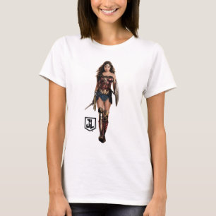 Justice League Wonder Woman On Battlefield T-Shirt