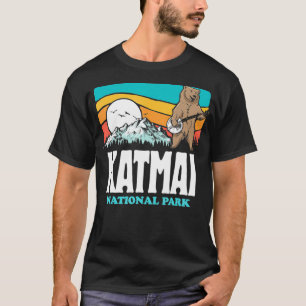 Katmai National Park Retro Alaska Mountains Banjo  T-Shirt