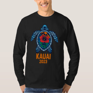 Kauai Hawaii Sea Turtle Hawaiian 2023 Hibiscus Fl T-Shirt