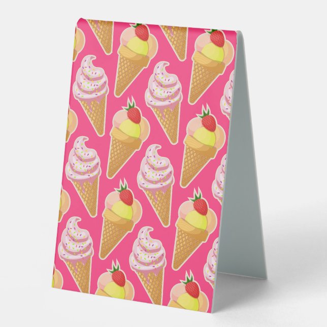 Kawaii pink pattern with strawberry ice cream  (Front)