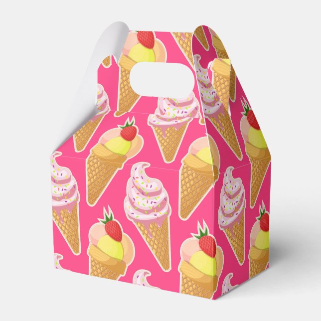 Kawaii pink pattern with strawberry ice cream favour box (Front Side)