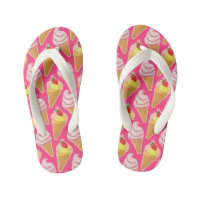 Kawaii pink pattern with strawberry ice cream
