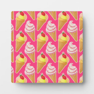 Kawaii pink pattern with strawberry ice cream plaque
