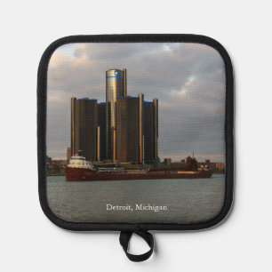 Kaye E. Barker Detroit pot holder