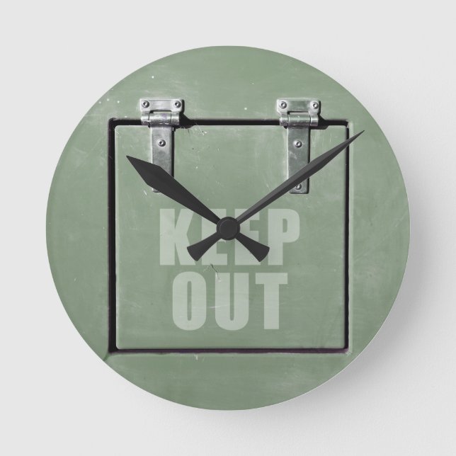keep out metal door round clock (Front)