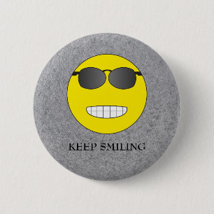 Keep Smiling 6 Cm Round Badge