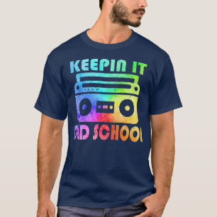 KEEPIN IT OLD SCHOOL Funny Retro 80s BoomBox Radio T-Shirt