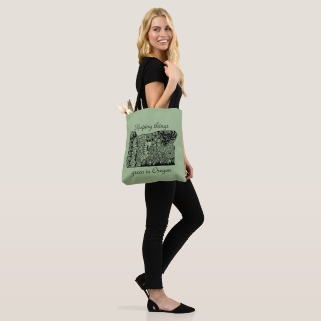 Keeping things green in Oregon tote bag (On Model)