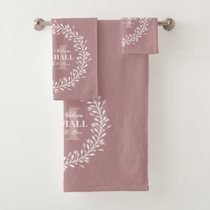 Keepsake Newlywed Couple Pink Wreath Monogram Bath Towel Set