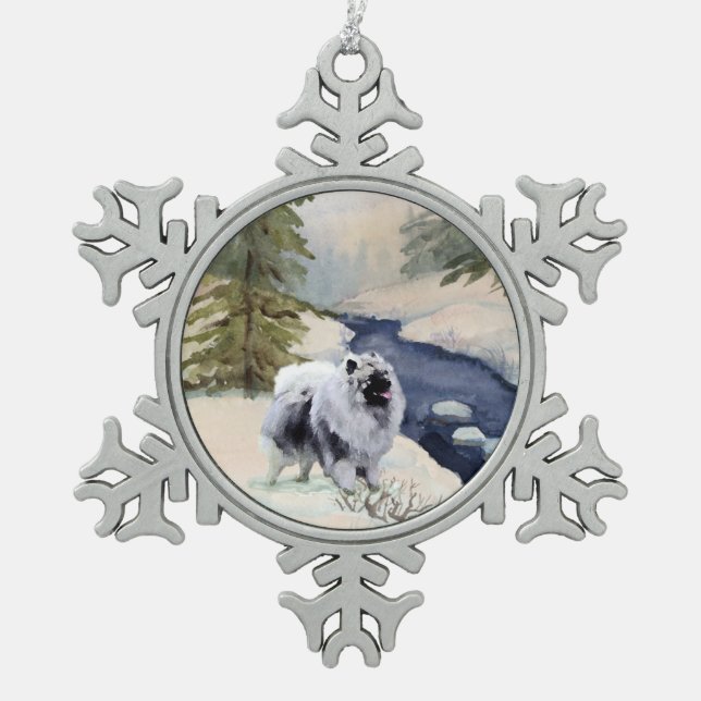 Keeshond Winter Scene Snowflake Snowflake Pewter Christmas Ornament (Front)