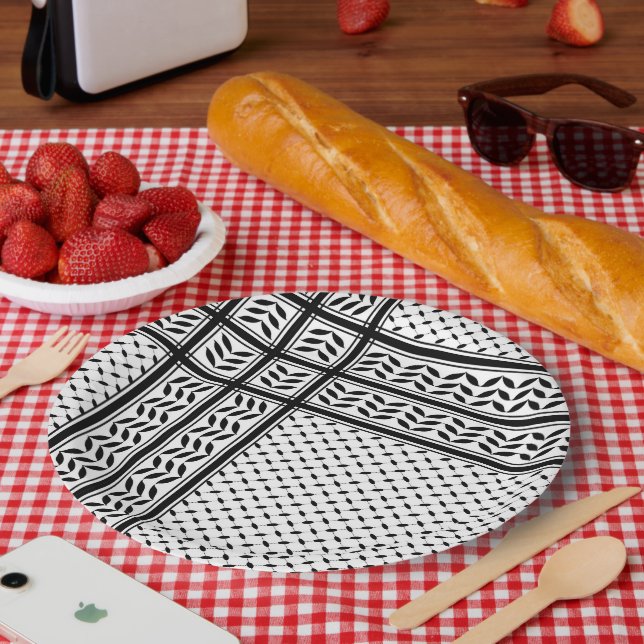 Keffiyeh Symbol of Palestine Resistance Pattern Paper Plate (Picnic)