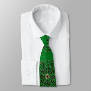 Kelly Green Celtic Mandala With Triskele Tie