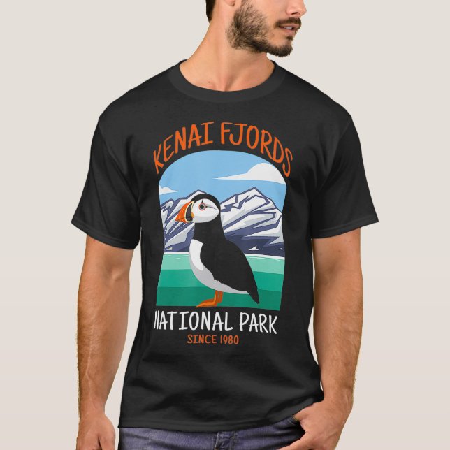 Kenai Fjords National Park US Puffin Bird Alaska  T-Shirt (Front)