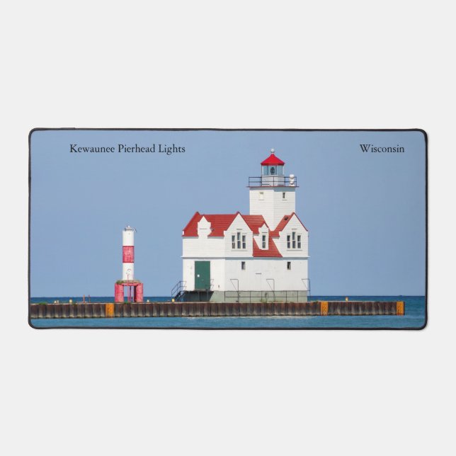 Kewaunee Pierhead Lights desk mat (Front)