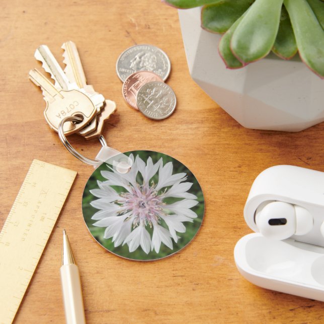 Key Chain - Basic - White/Pink Bachelor's Button (Desk)