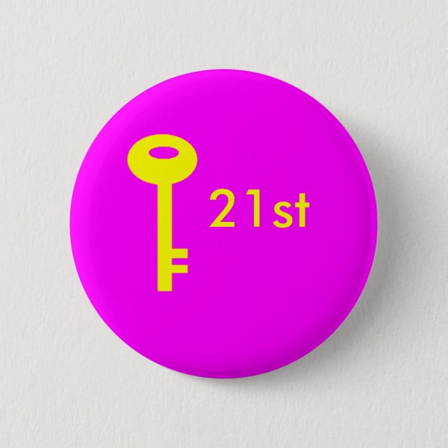 key pink, 21st 6 cm round badge (Front)