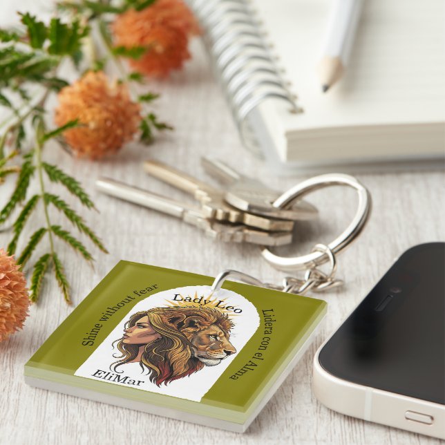 Keychain Lady Leo – Shine Without Fear (Front Right)