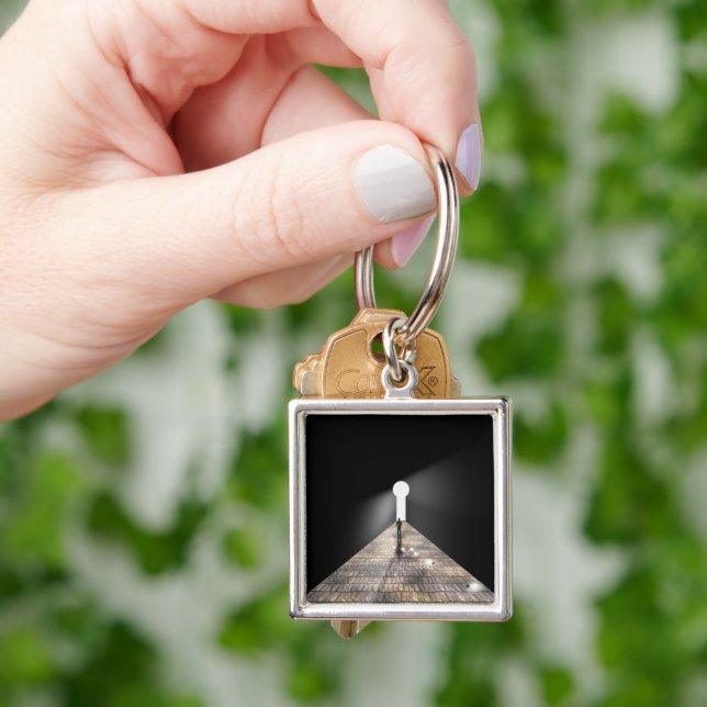 Keyhole in space key ring (Hand)