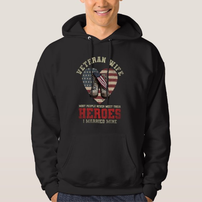 Ki Proud Veteran Wife  Us Flag Sunflower Veteran B Hoodie (Front)