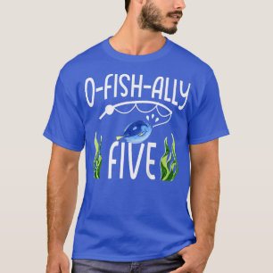 Kids 5th Fish Themed Birthday Funny Pun  T-Shirt