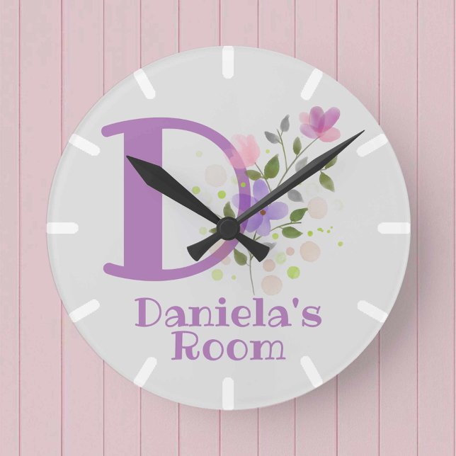 Kids Bedroom Clock with Name Daniela (Creator Uploaded)