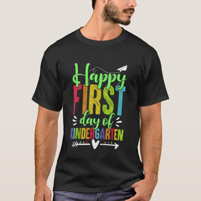 Kids Happy First Day Of Kindergarten  Teacher Stud T-Shirt (Front)