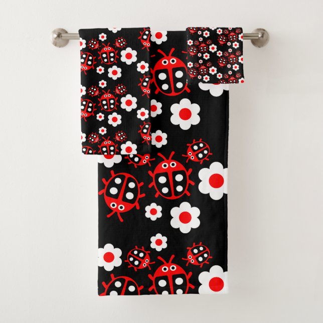 Kids ladybug  bath towel set (Insitu)
