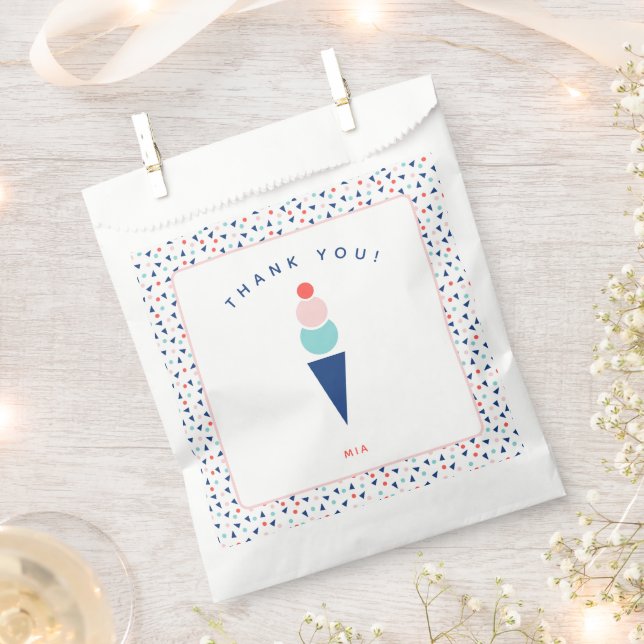 Kid's Party Custom Favour Bag in Blue and Pink (Clipped)