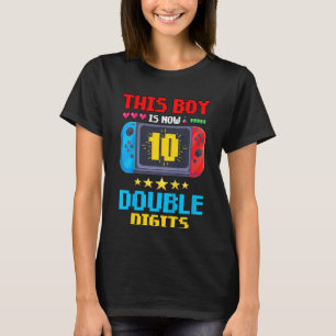 Kids This Boy Is Now Double Digits Video Gamer Bir T-Shirt