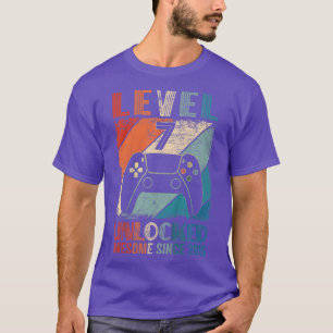 Kids Vintage Level 7 Unlocked Video Gamer Awesome T-Shirt