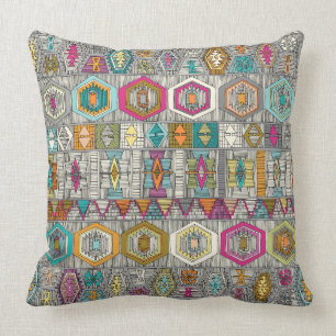 kilim pembe cushion