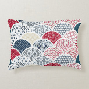 Kimono Line Art: Traditional Geometric Pattern Decorative Cushion