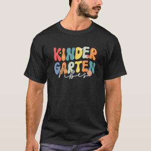 Kinder Groovy Style For Teachers Women Hello Kinde T-Shirt