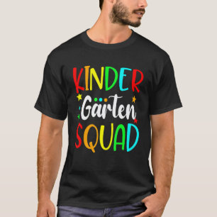 Kindergarten retro vintage teacher team Kinder squ T-Shirt
