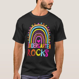Kindergarten Rocks Team Kindergarten Rainbow Tea T-Shirt