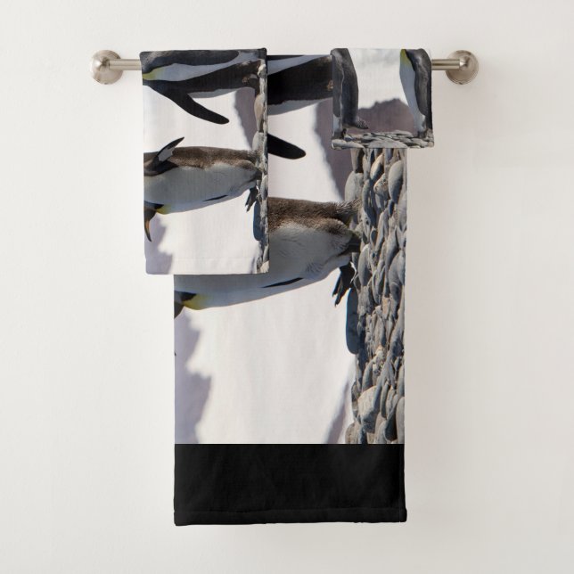 King Penguins at South Georgia Bath Towel Set (Insitu)