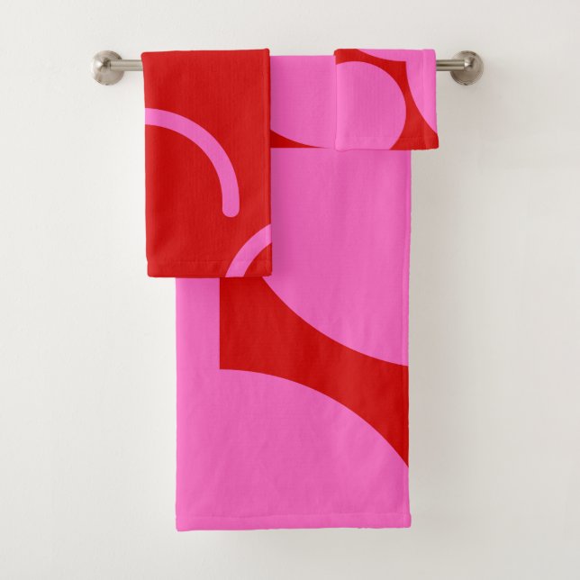 Kismet valentine bath towel set (Insitu)