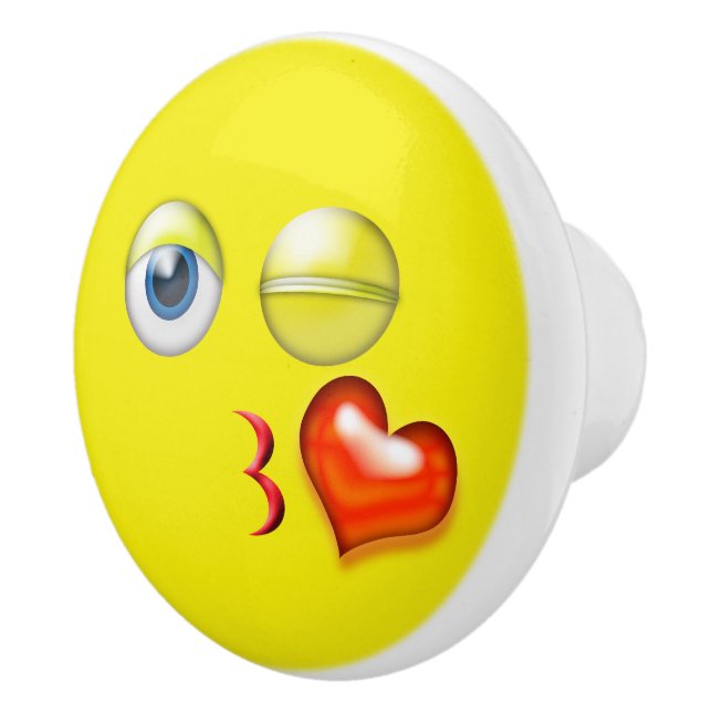 Kiss Emoji Ceramic Knob (Right)