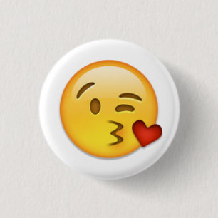 Kiss Face Emoji 3 Cm Round Badge