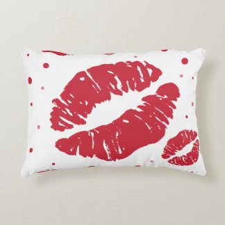 KISS ME AGAIN ROUND PILLOW
