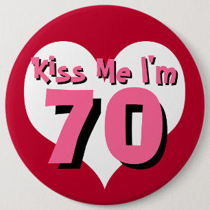 Kiss Me Button - 70